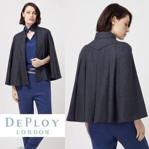 💥Clearance💥DePloy London Wool Gray High Neck Long Hidden Sleeve Slit Cape M